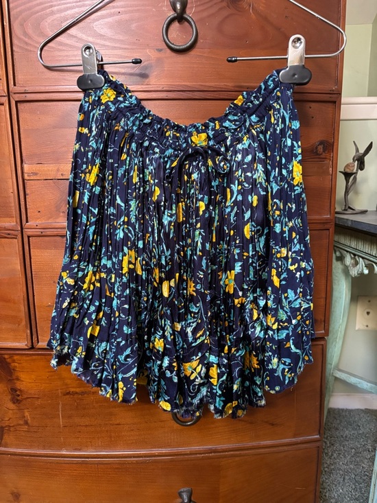 Free People Dresses & Skirts - Free People Third Time Charm Ditsy Floral mini skirt size small